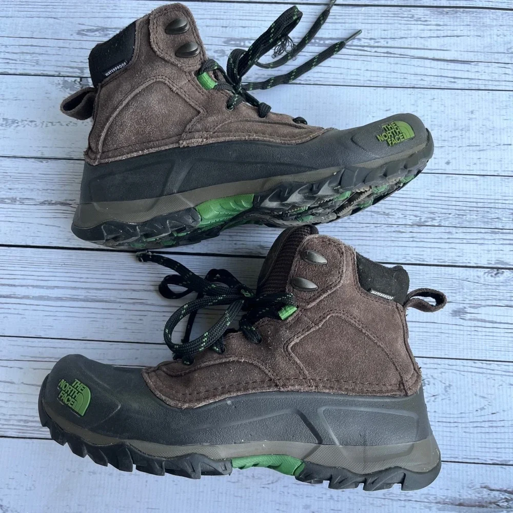 The North Face Chilkat Mens Brown Waterproof Insulated Boots US7 Hiking Utility